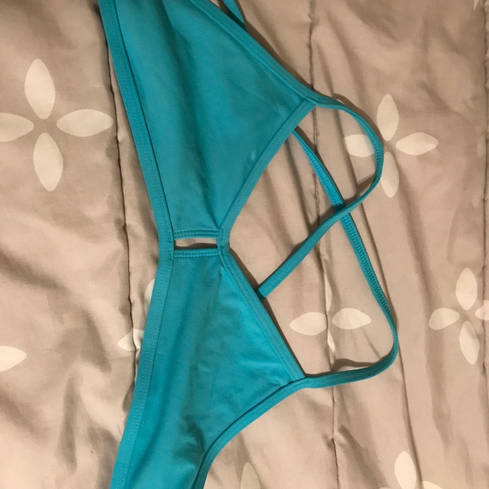 Jolyn vent top